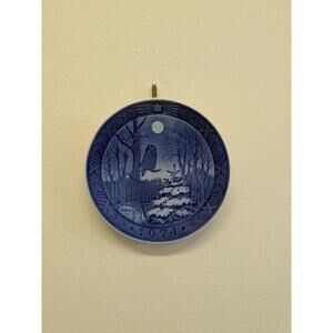 Vintage 1974 Royal Copenhagen 'Winter Twilight' 'Vinterskumring' Plate